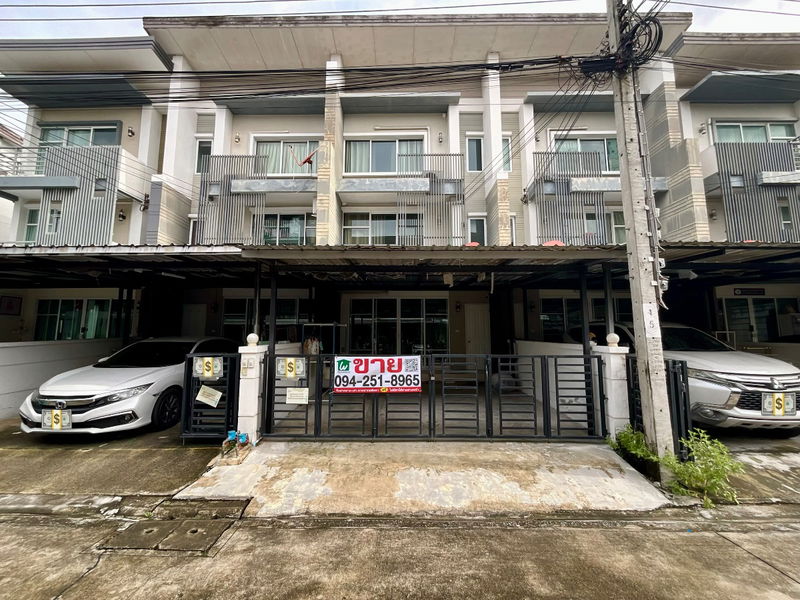 ขายทาวน์โฮม : 🔥 บ้านพร้อมอยู่ “ราคานี้ไม่มีอีกแล้ว!” Town Avenue พระราม 9 เพียง 4.45 ลบ. 🔥