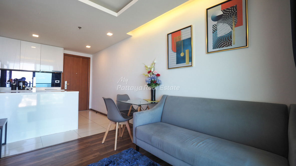picture 🛏️ 1 Bed - 🛁 1 Bath - 🏙️ Sea Views - 🇹🇭 THAI name - 🏢 The Peak Towers Pattaya - Ref: PEAKT81 - 5/12
