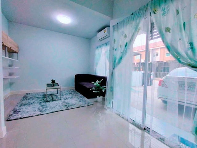 รูป วงแหวน ราชพฤกษ์ 340 วัดสามง่าม บางบัวทอง 2.1 กม. เช่าทาวน์โฮมหรู 2 ชั้น แปลงมุม 28 ตร.วา. 225 ตร.ม. พร้อมเฟอร์ เครื่องใช้ไฟฟ้า 3 นอน 2 น้ำ - รูปที่ 2/8