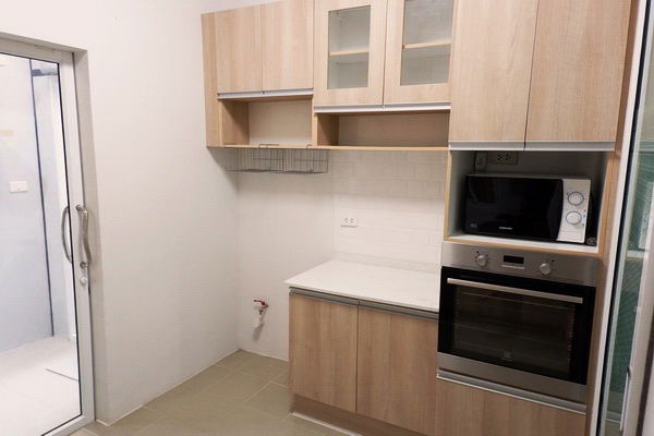 picture FOR RENT ICONATURE RAMINTRA / 3 bedrooms 3 bathrooms / 54 Sqw. 180 Sqm. **35,000** CLOSE TO SKYTRAIN BANG CHAN STATION - 8/8