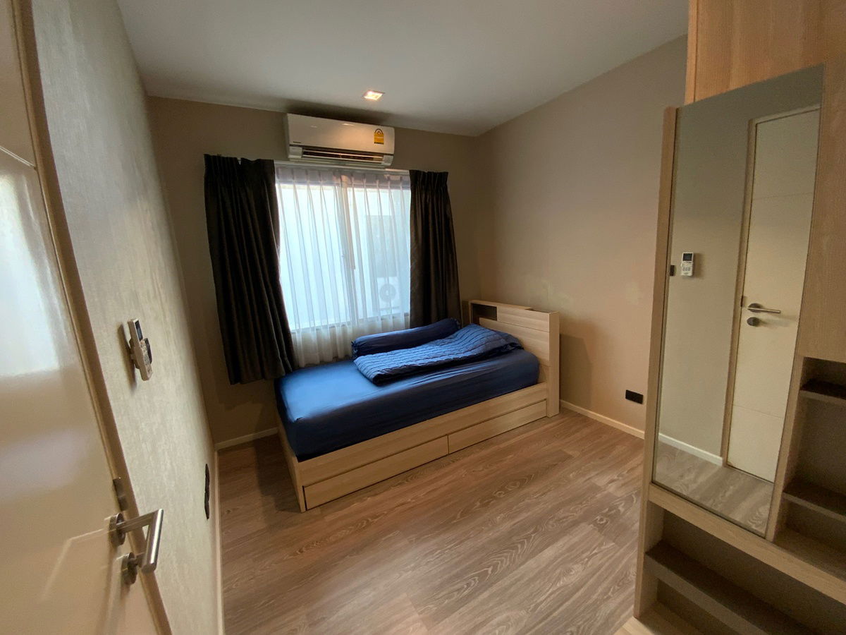 รูป ทาวน์โฮมให้เช่า บ้านกลางเมืองวิภาวดี64 3 ห้องนอน 4 ห้องน้ำ ตกแต่งสวยพร้อมเข้าอยู่ - รูปที่ 4/16