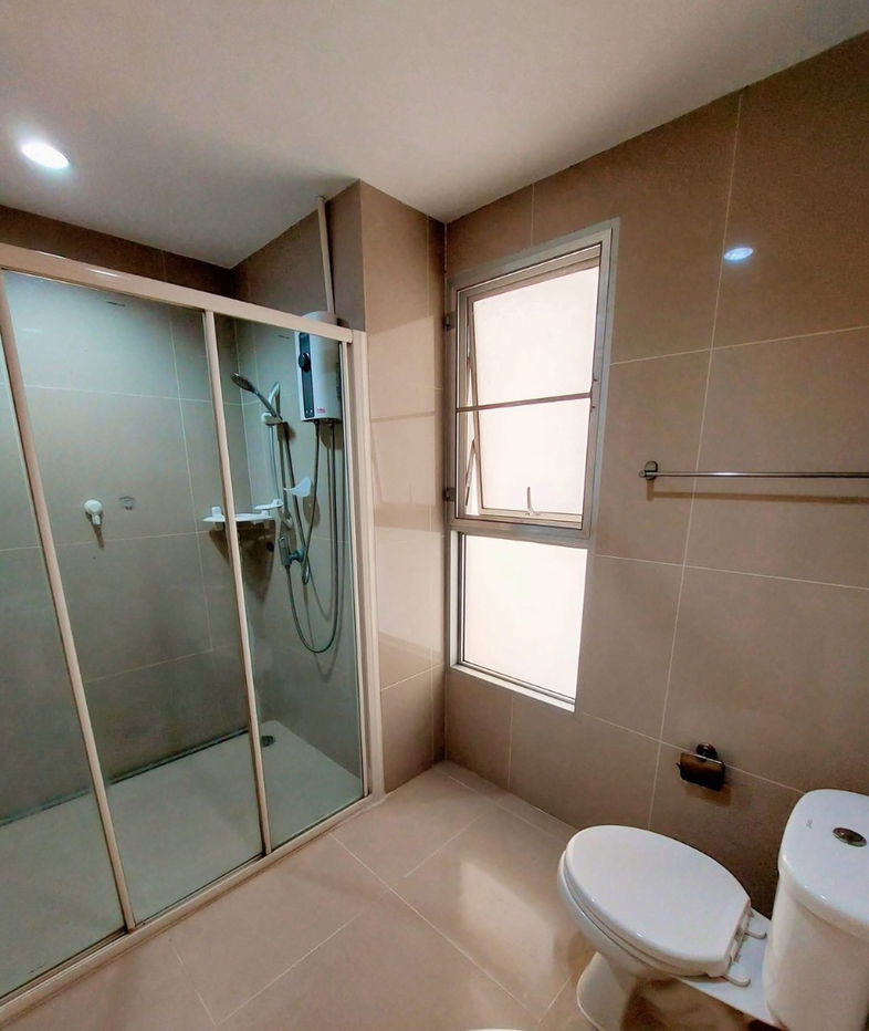 picture S&S                   Sukhumvit  - 10/11