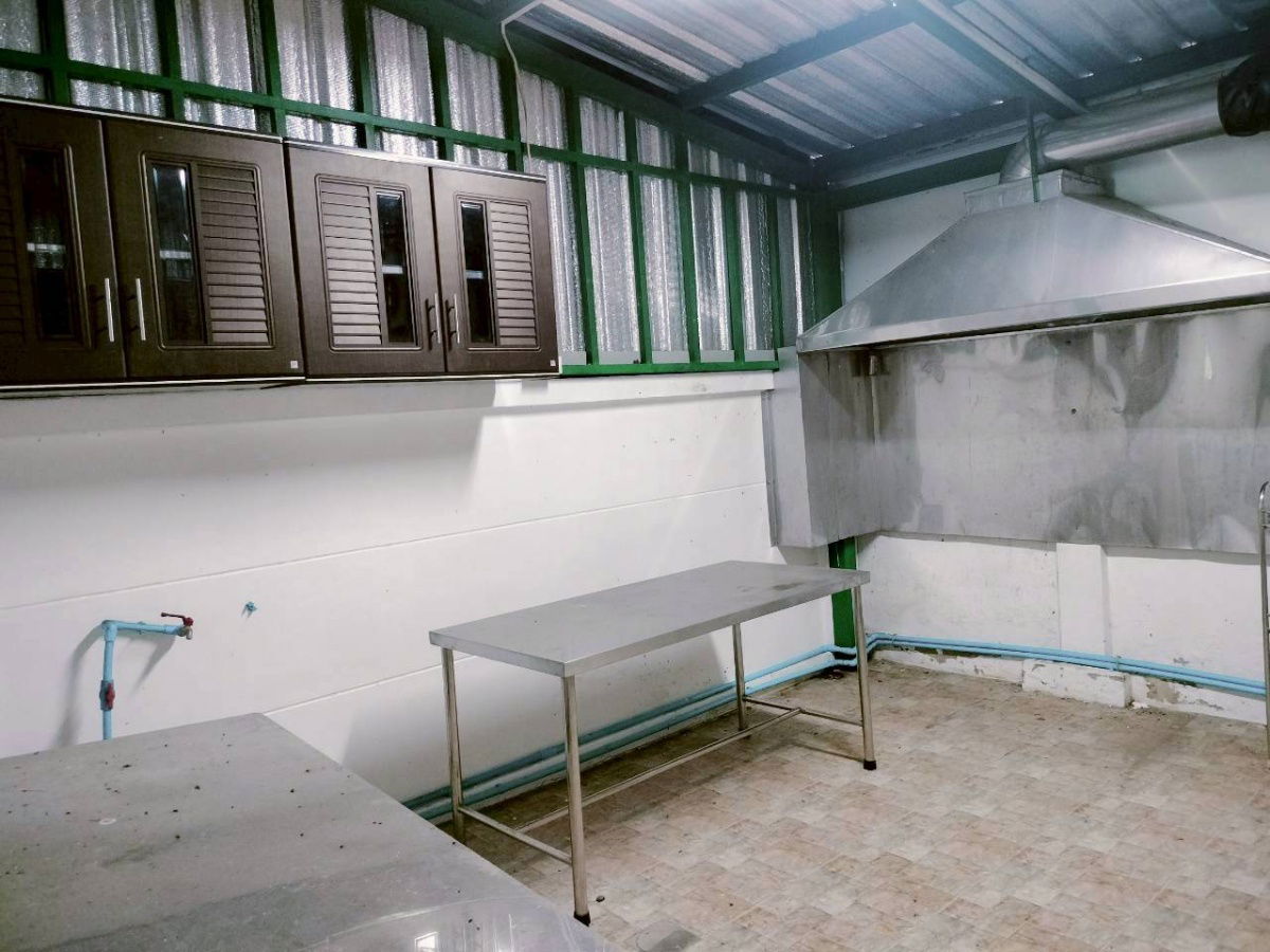 รูป 📢ให้เช่า ทาวน์โฮม /โฮมออฟฟิตห้องมุม 3.5 ชั้น ติด ABAC บางนา  โครงการเมทโทรบิซทาวน์ บรรยากาศสไตล์ยุโรป - รูปที่ 10/25