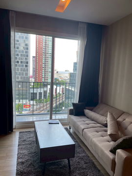 HOT PRICE ALERT! | Only 153,XXX THB per sq.m. for a rare Thonglor condo near BTS! You won't find this price again in this prime location.