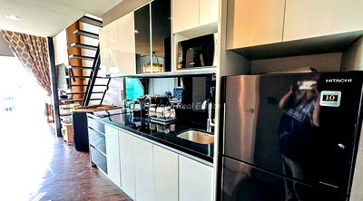 ขายคอนโด : 🛏️ 1 ห้องนอน - 🛁 2 ห้องน้ำ - 🏙️ Sea View - 🇹🇭 ชื่อไทย - 🏢 Wong Amat Tower Pattaya - รหัส: WT38