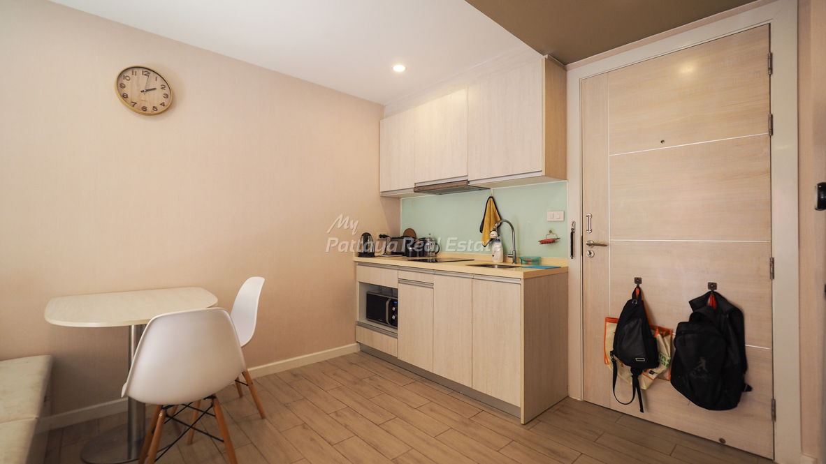 รูป 🛏️ 1 ห้องนอน - 🛁 1 ห้องน้ำ - 🏙️ Pool Views - 🌏 ชื่อชาวต่างชาติ - 🏢 Seven Seas Condo Resort Jomtien - รหัส: SEV24 - รูปที่ 3/14