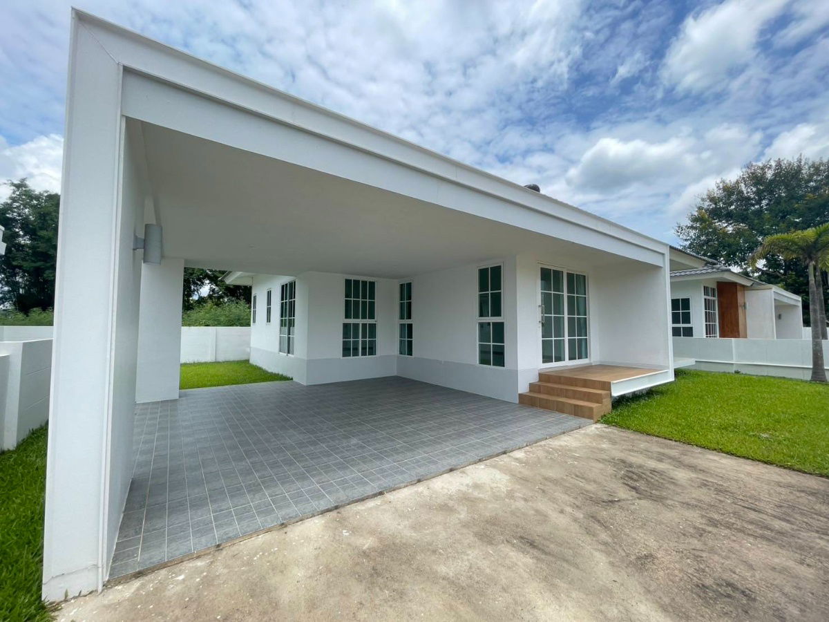 รูป ขายบ้านเดี่ยวชั้นเดียว  3 ห้องนอน  2 ห้องน้ำ  1 ห้องครัว  1 ที่จอดรถ - รูปที่ 2/16