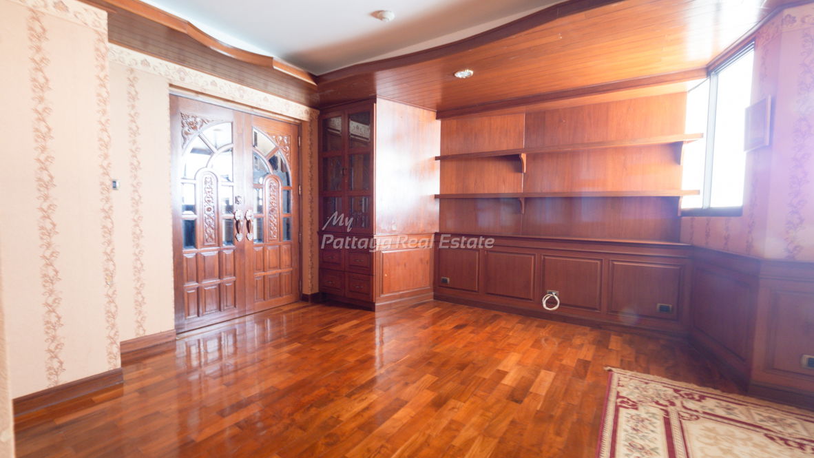 รูป 🛏️ 3 ห้องนอน - 🛁 3 ห้องน้ำ - 🏙️ Sea & Island Views - 🇹🇭 ชื่อไทย - 🏢 Royal Cliff Garden Pattaya - รหัส: RCG04 - รูปที่ 24/26