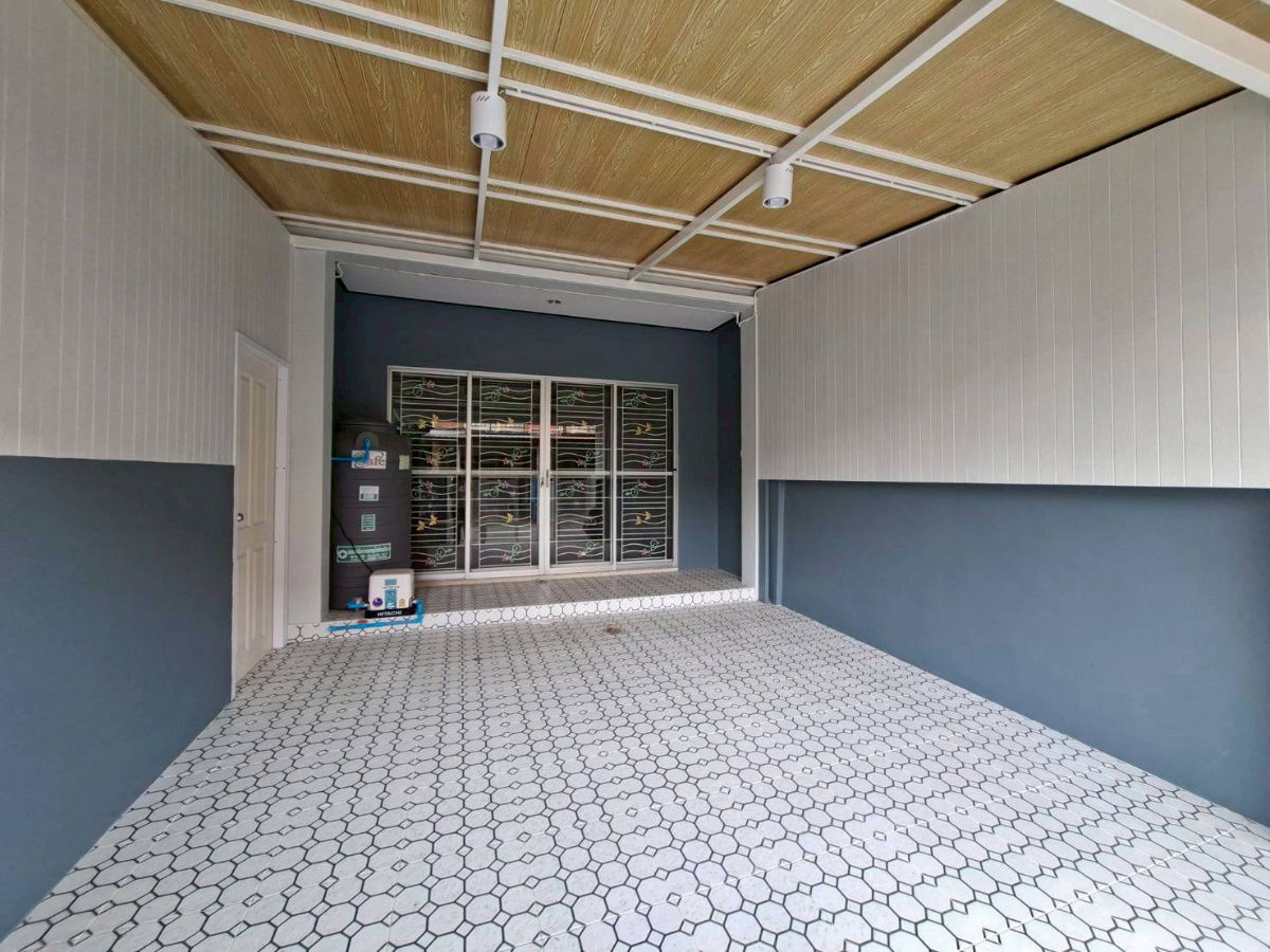 รูป ขายด่วนทาวน์เฮ้าส์ 2ชั้น บ้านมุม หมู่บ้านชายคลอง ซอยคิงคองบางบ่อ พร้อมอยู่ - รูปที่ 4/27