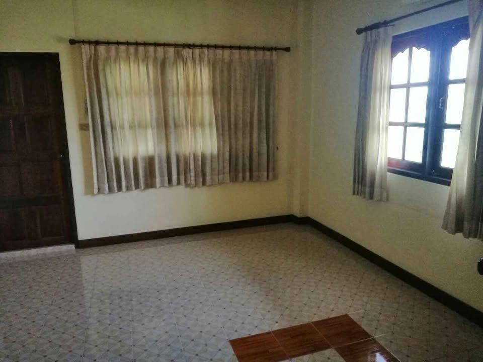 รูป ขายบ้านเดี่ยว 2 ชั้น ม.ประภัสสร6 พร้อมเข้าอยู่ ทำเลดี เดินทางสะดวก ใกล้ถนนสุขประยูร ต.หนองกะขะ พานทอง ชลบุรี - รูปที่ 6/12