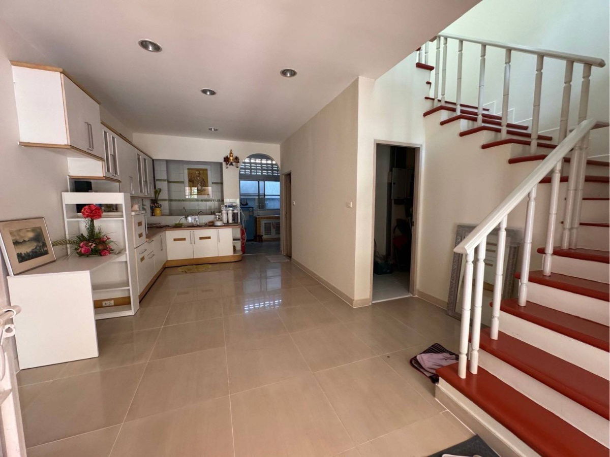 รูป 🏠 ให้เช่าบ้าน : Baan Klang Krung Sathon (บ้านกลางกรุง สาทร)   รหัสทรัพย์ | 📌 LNP-H564   - รูปที่ 2/15