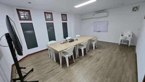ให้เช่าด่วน! บ้านเดี่ยว/โฮมออฟฟิศ ขนาดใหญ่ 450 ตร.ม. (หลังมุม) 5 ห้องนอน 1 ห้องฟิตเนส จอดรถ 10 คัน!