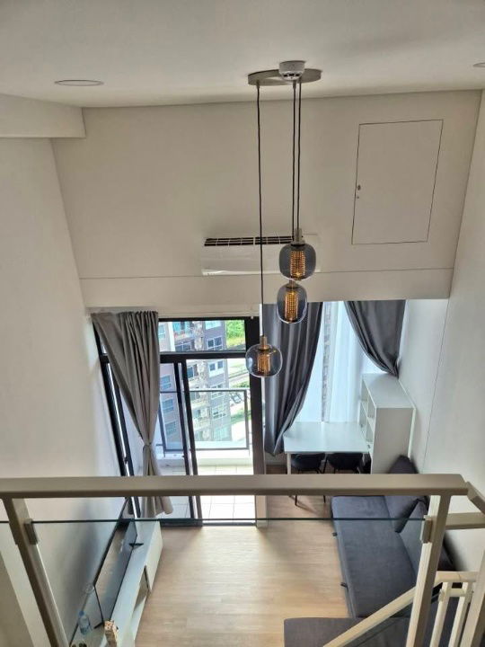 รูป พร้อมเข้าอยู่❗️ห้อง Duplex✨คอนโด "𝐋𝐚𝐧𝐝𝐦𝐚𝐫𝐤@𝐌𝐑𝐓𝐀 𝐒𝐭𝐚𝐭𝐢𝐨𝐧" (Siamese พระราม 9)  เฟอร์ฯ เครื่องใช้ไฟฟ้าครบ [251279] - รูปที่ 6/13