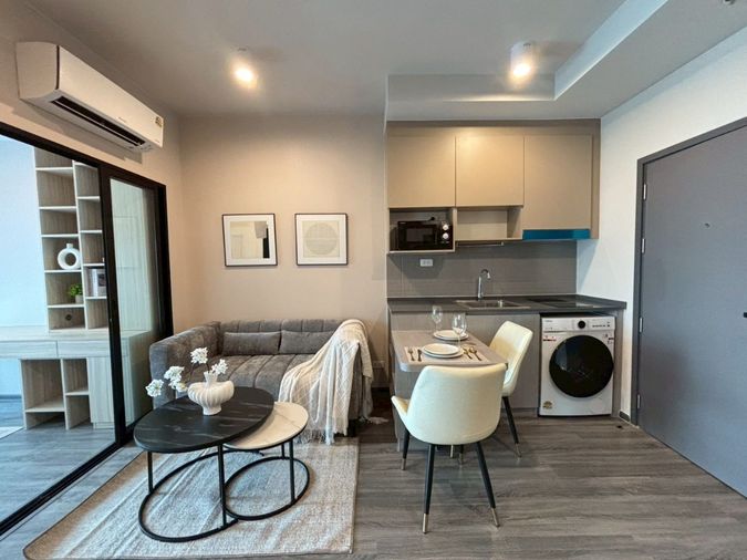 ให้เช่า Ideo Ramkhamhaeng Lam Sali 1 Bedroom Plus มีห้องทำงาน ชั้น 18 34 ตรม. 15,000 บาท/เดือน สัญญา 1 ปี