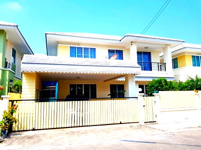 Houses for rent สถาบันเทคโนโลยียานยนต์มหาชัย : Phanthai Norasing Post Office 1.9 km. For rent large 2-storey detached house 180 sq.m. 45 sq.wa.