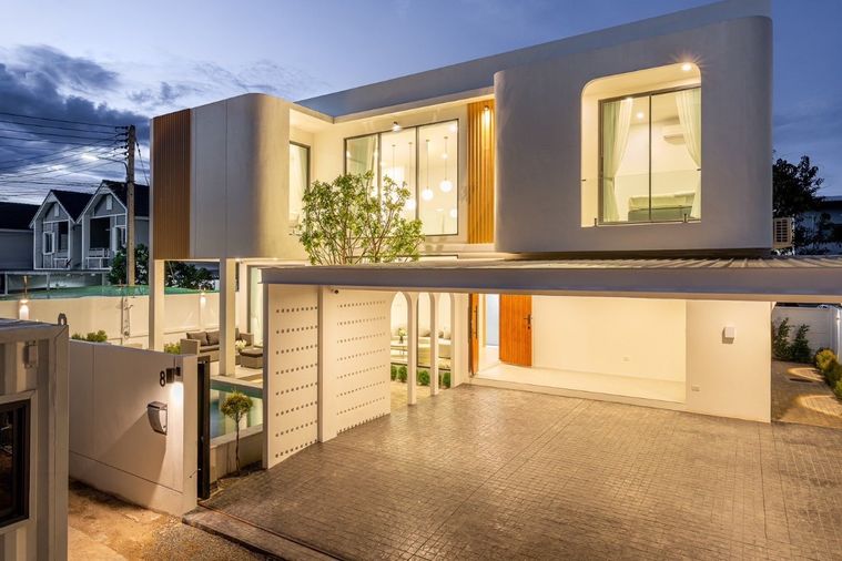 ให้เช่าPool villa 2 ชั้น 4 ห้องนอน 5 ห้องน้ำ 1 ห้องครัว 3 ที่จอดรถ