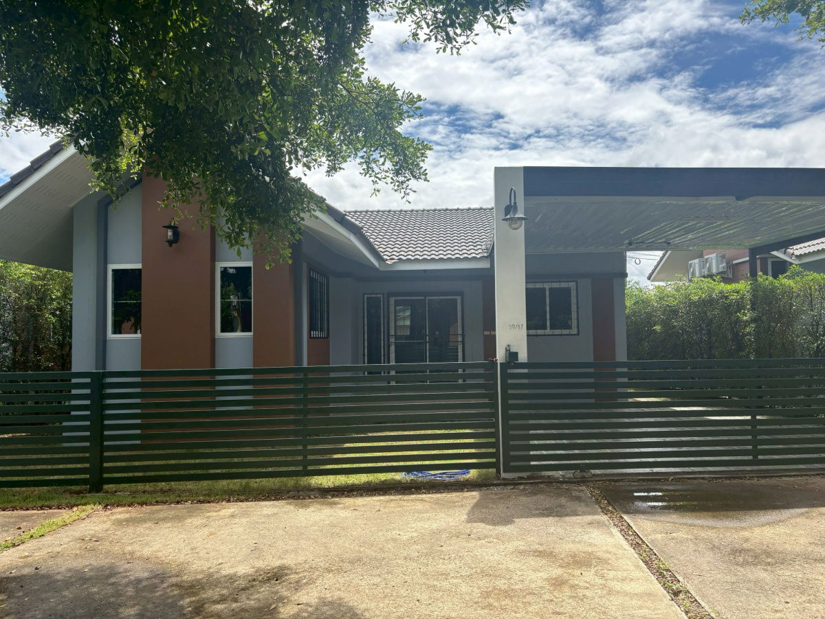 รูป ให้เช่าบ้านเดี่ยวชั้นเดียว   3  ห้องนอน     2  ห้องนำ้  1  ห้องครัว  1 ห้องรับแขก 1 ที่อจดรถ - รูปที่ 17/18