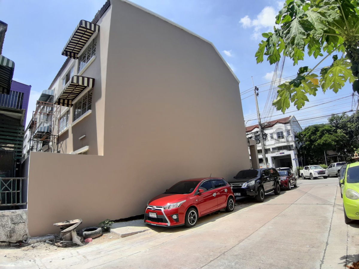 รูป ให้เช่าอาคารพาณิชย์ หลังริม บางนา บางเสาธง หมู่บ้านเมืองไทย - รูปที่ 13/15