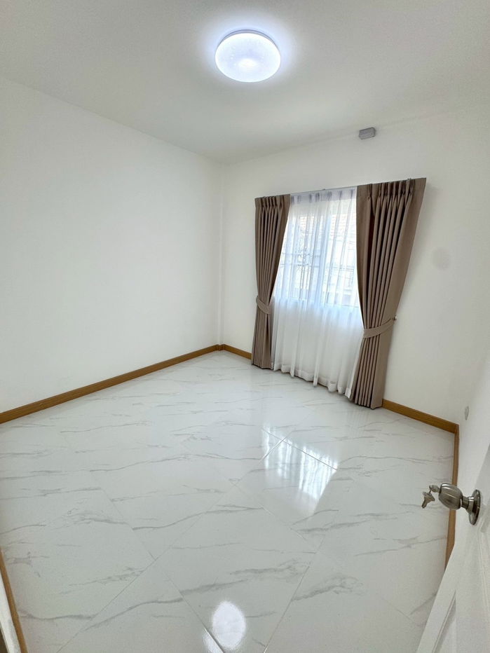 รูป ทาวน์เฮ้าส์ หลังมุม ทำเลดี กว้าง หมู่บ้าน ประภาทรัพย์5 ถนนรามอินทรา117 ถ.เจริญพัฒนา7 แขวงบางชัน เขตคลองสามวา มีเฟอร์ฯ พร้อมอยู่  - รูปที่ 15/20