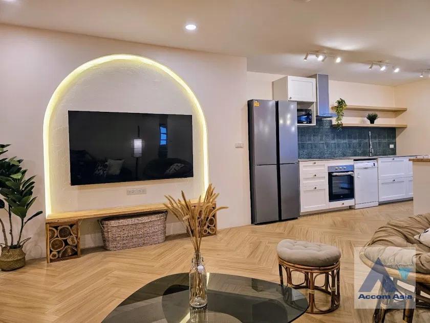 picture 🔼🔽 AccomA 📩 Pet friendly 2 BR Condominium @Le Premier I (AA44140) - 4/16