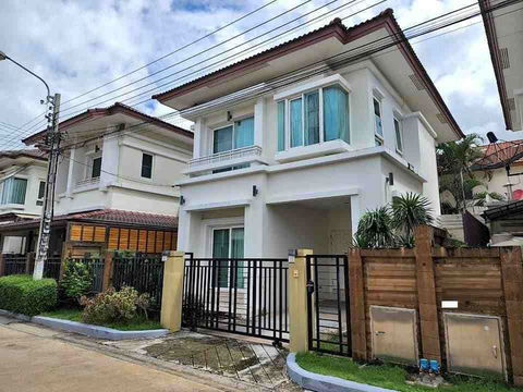 1 B764 2-storey detached house for rent, The Centro Village, Soi Sukhumvit 113