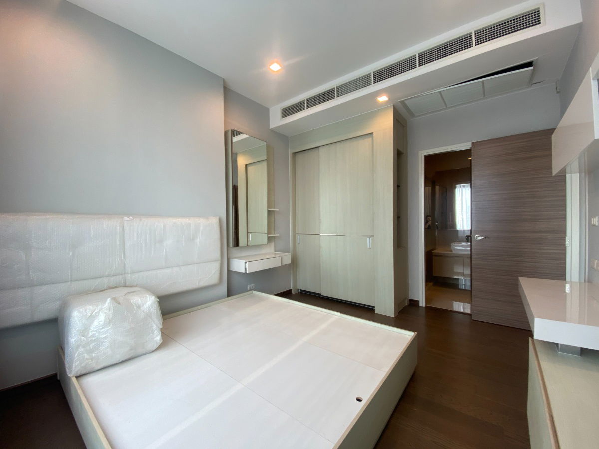 picture Q Asoke – 1 Bedroom Unit, Best Value, Just a Few Steps to MRT - 3/5