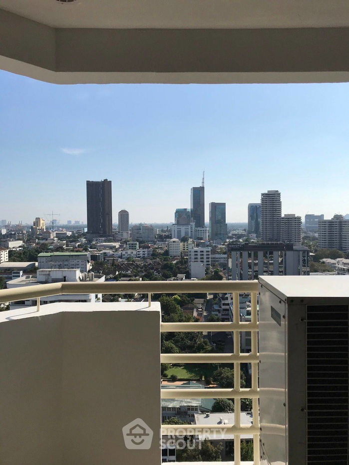 picture 3-BR Condo at Top View Tower Condominium near BTS Thong Lor (ID 2345492) - 2/18