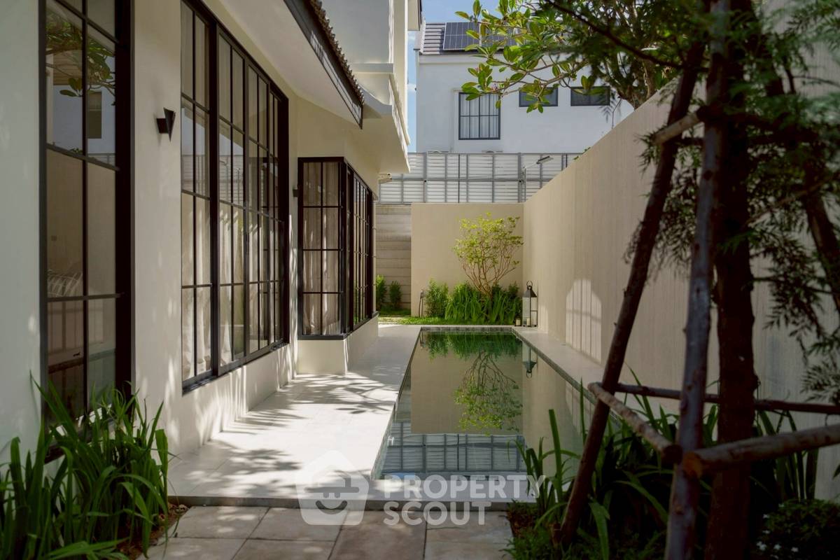 รูป คอนโด 5-ห้องนอน ที่ เดอะ เน็กซ์ วัน รวมโชค ใน ฟ้าฮ่าม (ID 2344921) - รูปที่ 15/18