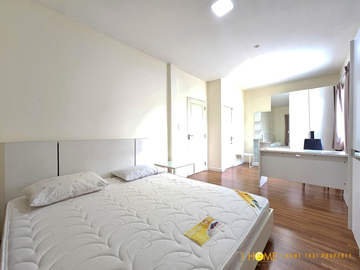 รูป ให้เช่าบ้านเดี่ยวสองชั้น  3 ห้องนอน 2 ห้องน้ำ 1  ห้องครัว  2  ที่จอดรถ - รูปที่ 22/26