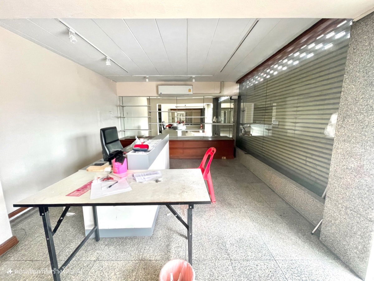 รูป อาคารพาณิชย์ 3 คูหา ทำเลดี เดินทางสะดวก ราคาคุ้มค่า สุขสวัสดิ์ 37/1 Line: bmmiu - รูปที่ 3/32