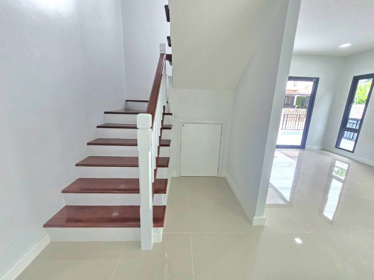 รูป บ้านแฝดเหมือนบ้านเดี่ยว รีโนเวทใหม่ กว้าง ราคาถูก หมู่บ้าน พฤกษาวิลเลจ21ดีไลท์  ลำลูกกาคลอง4 ลาดสวาย ลำลูกกา ปทุมธานี พร้อมอยู่ ทำเลดี - รูปที่ 23/35