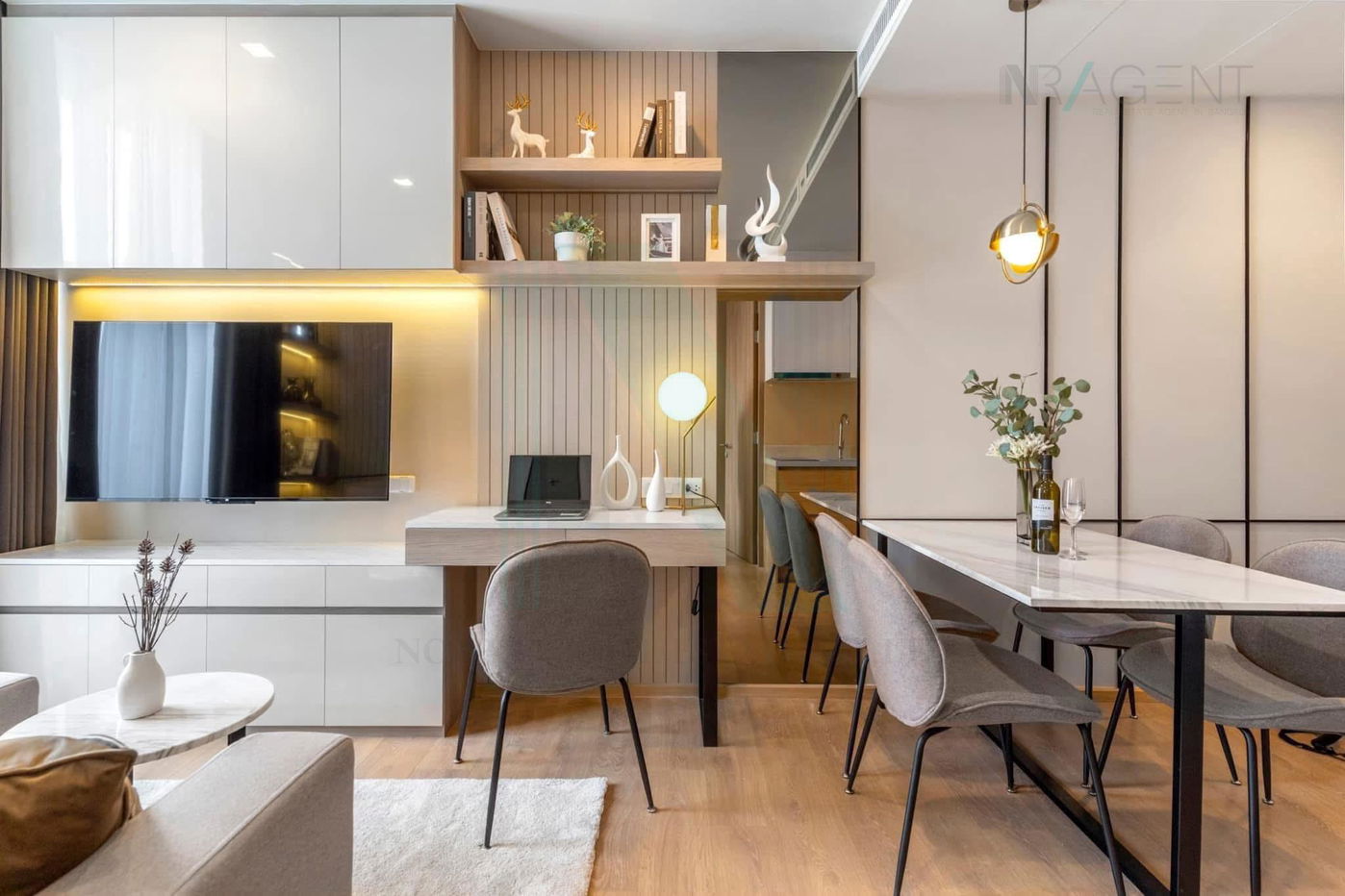 รูป ให้เช่าคอนโด โนเบิล อราวน์ สุขุมวิท 33 อาคาร 1 ชั้น 8 1 ห้องนอน ขนาด 36.00 ตรม ใกล้ The Em District - รูปที่ 1/8