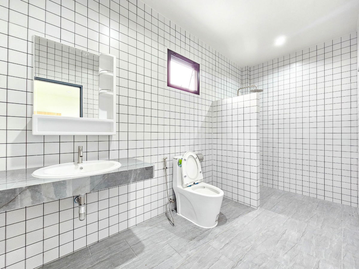 รูป ขาย บ้านเดี่ยวสองชั้น   4 ห้องนอน  4 ห้องน้ำ  1 ห้องครัว  2 ที่จอดรถ - รูปที่ 18/40