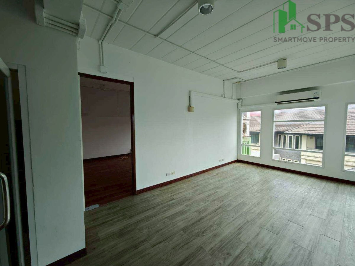 picture Office Building for Rent on Onnut 66, Prawet District (SPSJN193) - 11/20