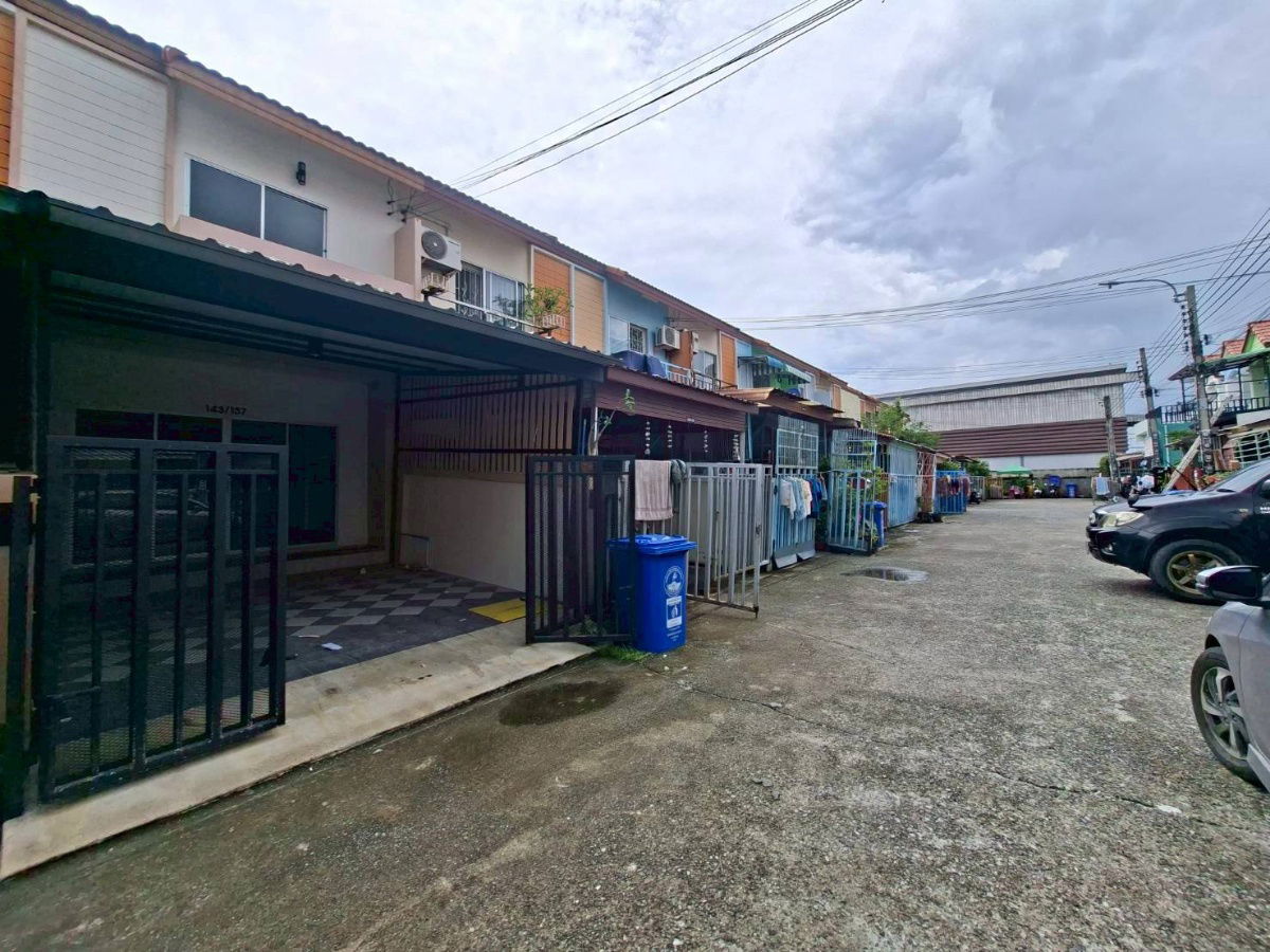 รูป ขายด่วนทาวน์เฮ้าส์ 2ชั้น หมู่บ้านชายคลอง ซอยคิงคองบางบ่อ พร้อมอยู่ - รูปที่ 3/26