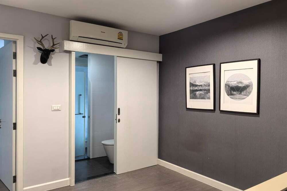 picture For Sale  !! South Facing, Good location!!🔥 Code C20250900093...A Space ID Asoke-Ratchada, 1 bed, 1 bath, furnished, ready to move in, Special Deal! - 8/9