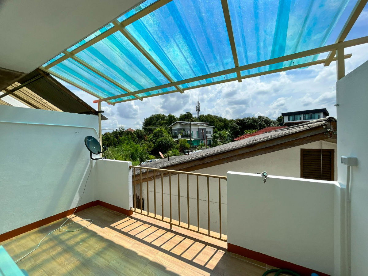 picture Short term (1-3 month) townhouse for rent near Nimman Road, CMU, and airport - 5/17