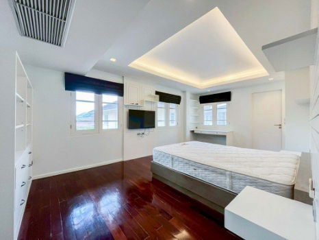 รูป ให้ เช่าบ้านเดี่ยว หลังมุม หมู่บ้าน Perfect Place รามคำแหง 164 ใกล้ส่วนกลาง 85 ตรว หลังใหญ่ 2 ชั้น+ดาดฟ้า - รูปที่ 11/12