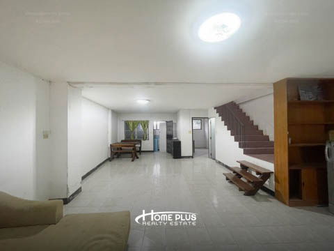 รูป ทาวน์เฮ้าส์ 2 ชั้น หลังริม ซอยศุขประยูร23 แยก5 ทำเลเมืองชลบุรี - รูปที่ 11/27