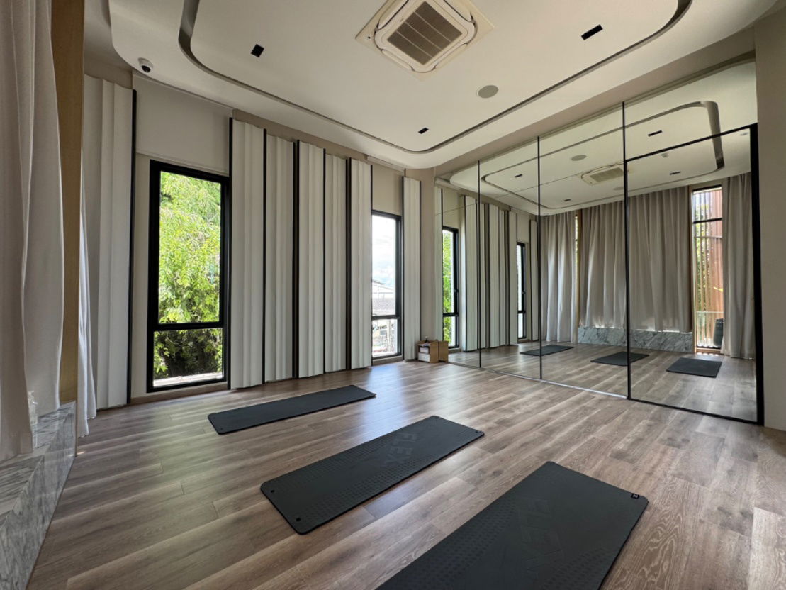 picture 📍Demi Sathu 49: Corner Townhouse with Private Garden, Park Views & Privacy - 21/22