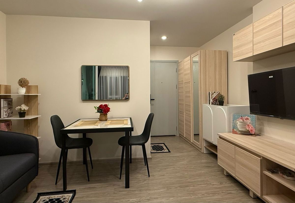 picture PFD-06159	Condo for Rent:  Regent Home Bangna Schedule a viewing ■ Line: @propertyfinder		 - 5/10