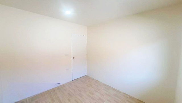 picture Ekachai Rd. For rent townhouse 2SToreys 3bed 2bath Thai Watsadu Mahachai 4.1km. Cheap price golden l - 8/8