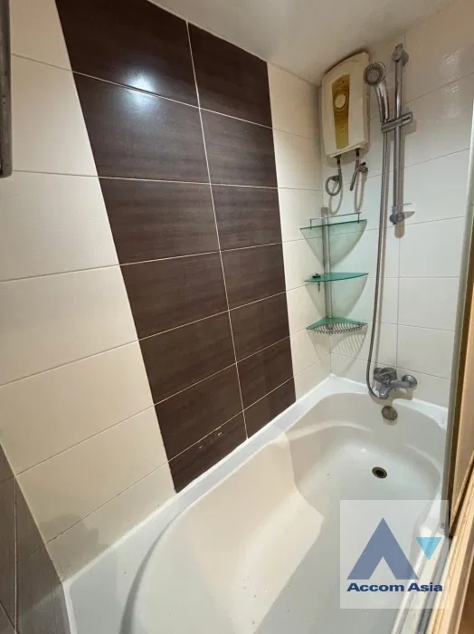 picture 🔼🔽 AccomA 📩 Huge Terrace,Penthouse 2 BR Condominium @Grand Park View (AA13096) - 16/16