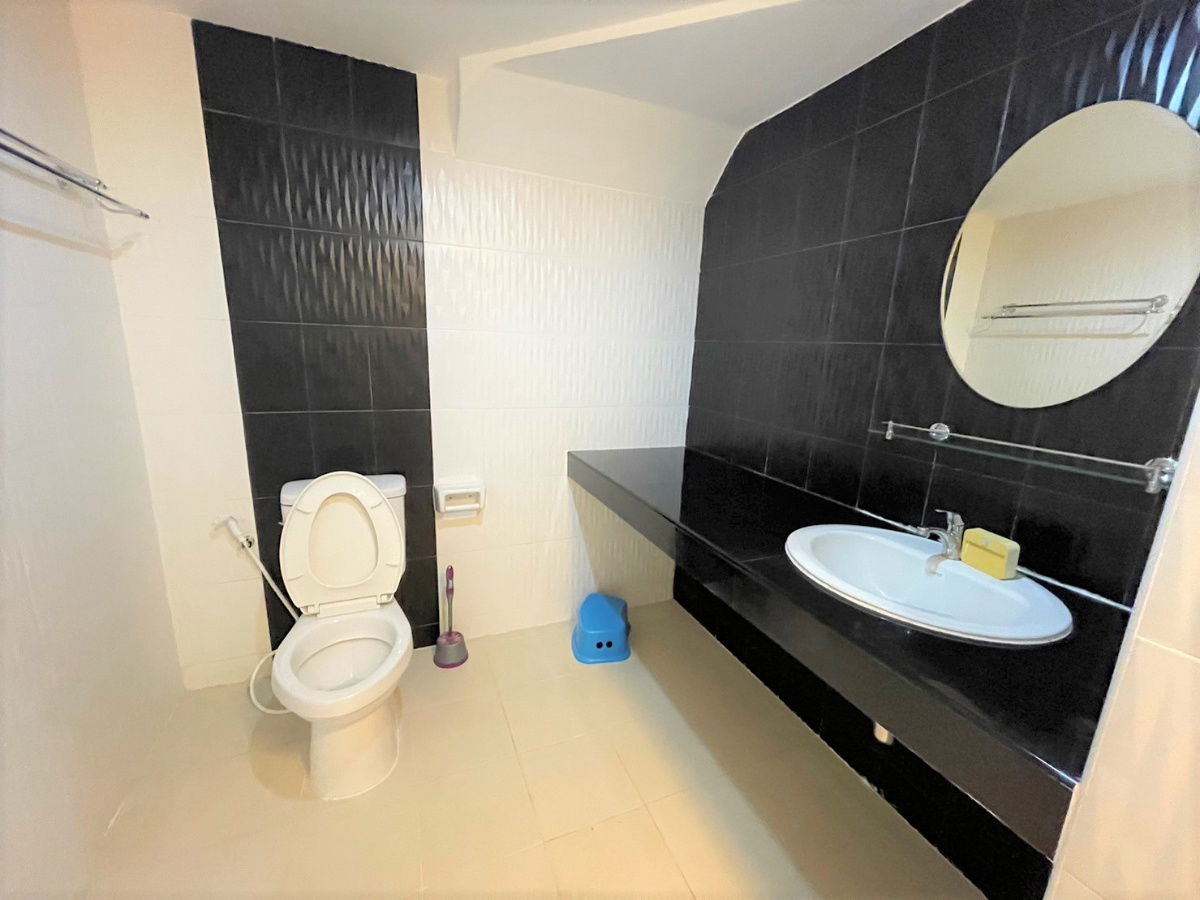 รูป ให้เช่าทาวน์โฮม  3 ห้องนอน    2 ห้องน้ำ   1ห้องรับแขก 1ห้องครัว  - รูปที่ 12/30