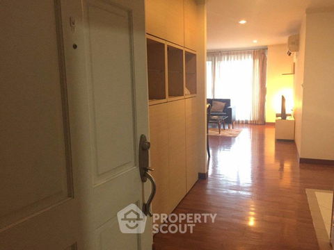 3-BR Condo at Baan Siri Sukhumvit 13 Condominium near ARL Makkasan (ID 635720)