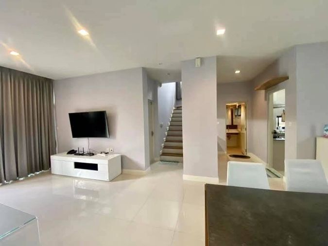 3-bed house for rent, 195 sqm, 25 sq wah, Setthasiri Krungthep Kreetha