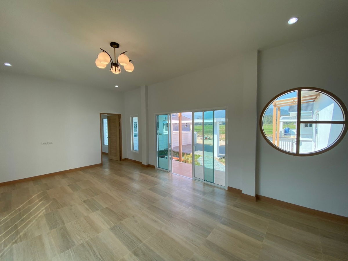 รูป ขายบ้านเดี่ยวชั้นเดียว  3 ห้องนอน  2 ห้องน้ำ  1 ห้องครัว  1 ที่จอดรถ - รูปที่ 7/19