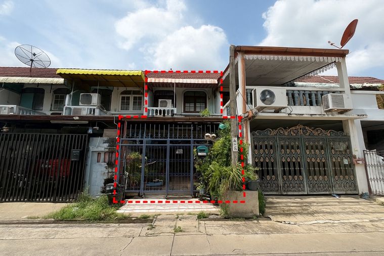 2-bed townhouse for sale, 96 sqm, 18.2 sq wah, Lak Si