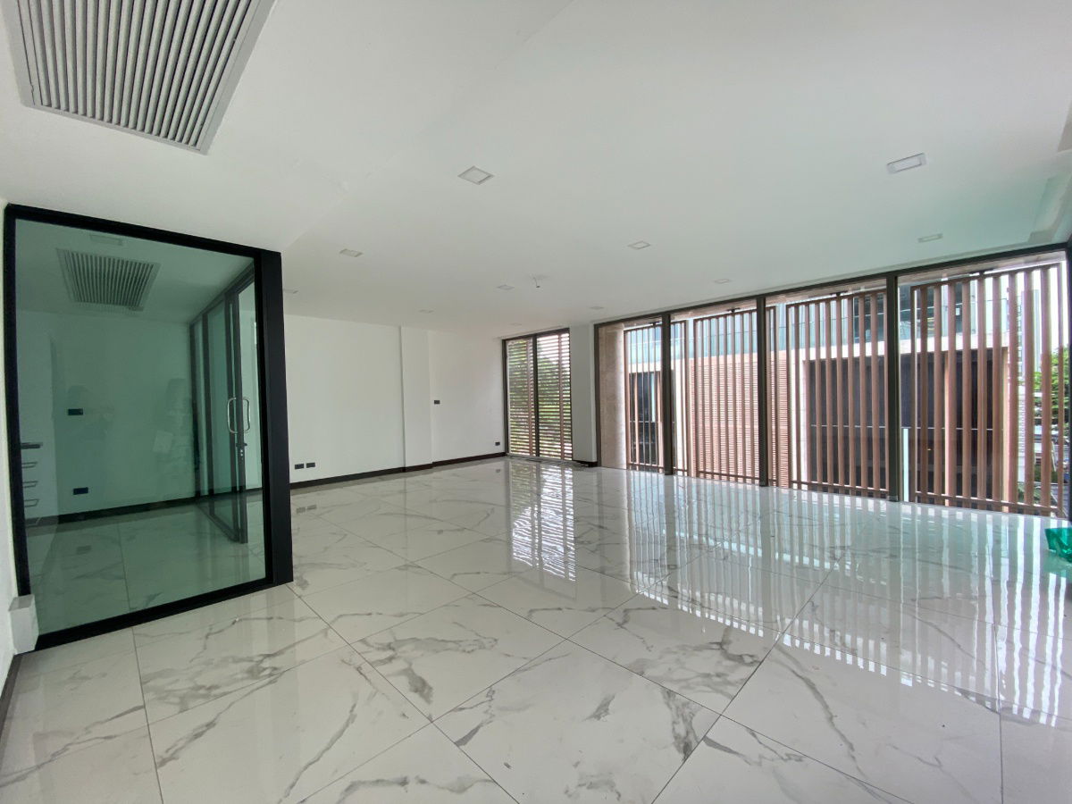 รูป ให้เช่า Home office 6 ชั้น รัชดา32 - รูปที่ 16/25