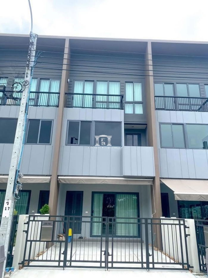 รูป ทาวน์โฮม 3 ชั้น ‘บ้านกลางเมือง The Edition สาทร-สุขสวัสดิ์’ ใกล้ MRT-ทางด่วน! - รูปที่ 1/12